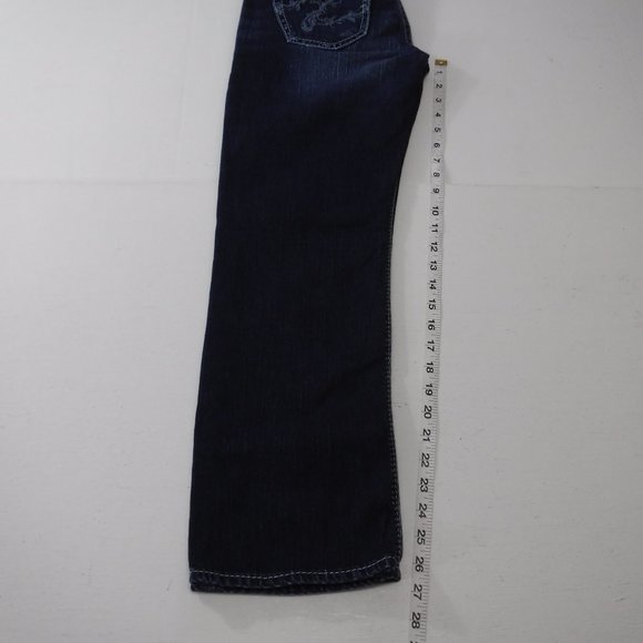 Silver Jeans Santorini Distressed Blue Fade Capri - Picture 11 of 11